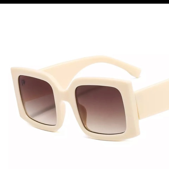 CREAM FRAMES WITH BROWN LENSES-LUXURY TRENDY OVERSIZED SUNNIES NEW‎ - Picture 6 of 6